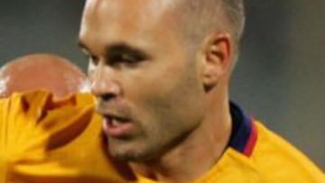 Iniesta: "No es imposible, pero hoy las cosas han salido fatal"