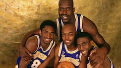 Shaquille O'Neal, Kobe Bryant, Nick Van Exel y Kobe Bryant, en los posados previos al All Star de 1998.
