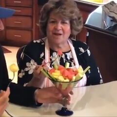 Jaime Jáquez Jr. saca vídeo inédito de un trabajo escolar junto a su abuelita