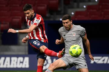 Yannick Carrasco y Óscar de Marcos.