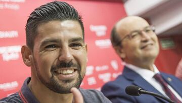 GRA229. SEVILLA, 26/07/2017.- El delantero Manuel Agudo 'Nolito' durante su presentación como nuevo jugador del Sevilla Fútbol Club esta mañana en el estadio Sánchez Pizjuán. EFE/Raúl Caro