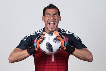 MOSCOW, RUSSIA - JUNE 12: Goalkeeper Nahuel Guzman of Argentina poses for a portrait during the official FIFA World Cup 2018 portrait session on June 12, 2018 in Moscow, Russia. (Photo by Lars Baron - FIFA/FIFA via Getty Images)