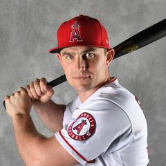 Angels sign Stassi to three-year, $17.5 million extension