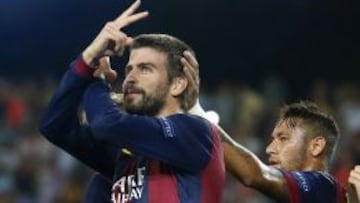 Gerard Piqué celebra su gol.