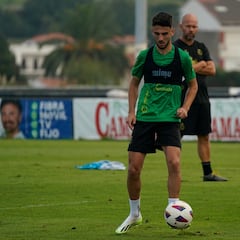 Convocatoria del Racing: Andrés Martín llega a tiempo