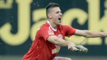 <b>ESTRELLA EN ALEMANIA. </b>Szalai celebra uno de sus goles con la camiseta del Mainz esta temporada.