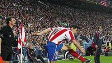 <b>CUARTO "NO HAY BILLETES</B>. Ante Valencia, Osasuna y Barça, el Calderón se llenó. Con el Madrid pasará lo mismo.