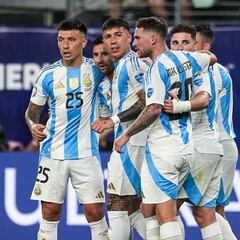 Figura de Argentina sufre una terrible lesión y será baja ante la Roja por Eliminatorias