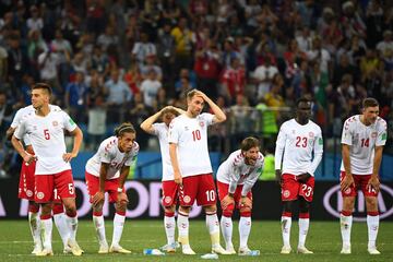 Los daneses desolados tras la eliminación.