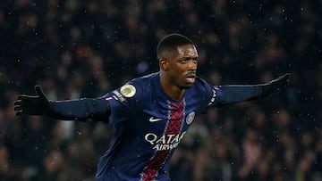 Soccer Football - Ligue 1 - Paris St Germain v Lille - Parc des Princes, Paris, France - January 16, 2026 Paris St Germain's Ousmane Dembele celebrates scoring their first goal REUTERS/Gonzalo Fuentes
