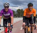 Ander Gil, con Maté para fomentar el uso de la bici
