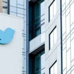 How much money does Twitter make in a year and what percent does Elon Musk own?