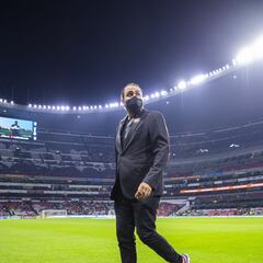 Mete 400 a las Águilas en el Clásico Nacional y gana 1240