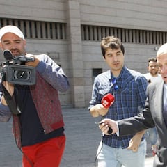 Ginés Carvajal, en el Calderón para ultimar el pase de Sandro