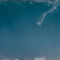 Polly Ralda sufre su peor wipeout en Nazaré: “Toqué el fondo”