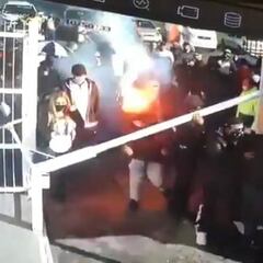 El irresponsable funeral de un hincha de Colo Colo: más de 100 personas en el cementerio