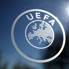 Guerra en el fútbol: UEFA amenaza a los clubes que apoyan la Superliga