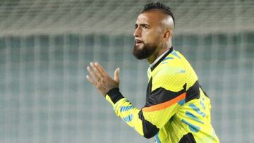 Soccer Football - Champions League - Group D - Sheriff Tiraspol v Inter Milan - Bolshaya Sportivnaya Arena, Tiraspol, Moldova - November 3, 2021 Inter Milan's Arturo Vidal during the warm up REUTERS/Gleb Garanich