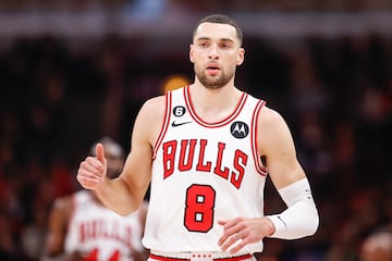 Zach LaVine (Chicago Bulls) celebra una canasta ante los Washington Wizards