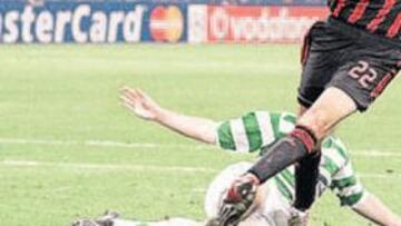 <b>INMENSO. </b>Kaká hizo el único gol de la eliminatoria, un golazo, en la prórroga ante el Celtic.