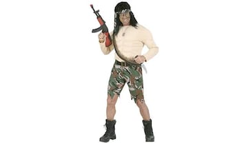 Disfrázate de John Rambo en tu próxima fiesta de disfraces.