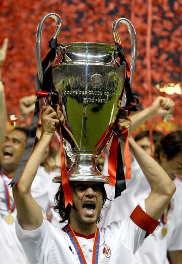 135 partidos con el AC Milan.