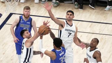 Doncic y Morant alargan su baja y el protagonismo es para Santi Aldama