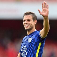 Barcelona close to landing Azpilicueta