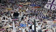 Aficionados del Real Madrid en el estadio Santiago Bernabéu.