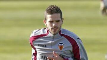 Gago, como el resto de la plantila del Valencia, volvió ayer a los entrenamientos.