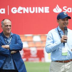 El Valencia solo contempla firmar con CVC