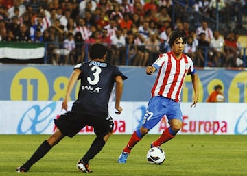  Una de las joyas de la cantera rojiblanca, debutante en la temporada 2012-13 y uno de los que más recorrido tendría en el Atleti del Cholo por su gran calidad técnica. Partícipe en el Atleti campeón de Liga, fue encadenando cesiones al Villarreal y al Oporto antes de salir traspasado al club portugués. En total jugó 57 partidos a las órdenes de Simeone y actualmente milita en el Sevilla de Lopetegui.  