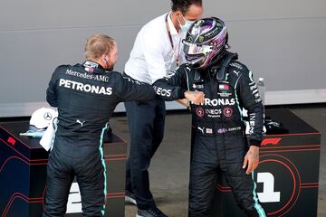 Lewis Hamilton y Valtteri Bottas