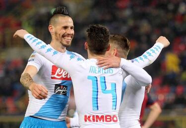 Napoli boss Sarri fumes at 'totally false' Juventus meeting report