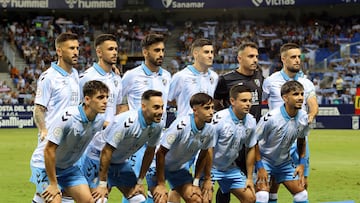 Once del Málaga CF ante el Recreativo Granada.