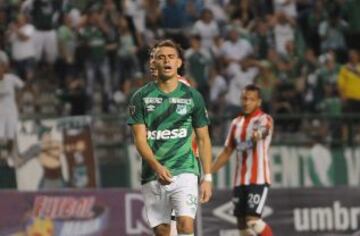 Deportivo Cali llegó al tercer lugar de la tabla de clasificación con 17 puntos. Junior quedó relegado en la decimotercera casilla con 10 unidades.