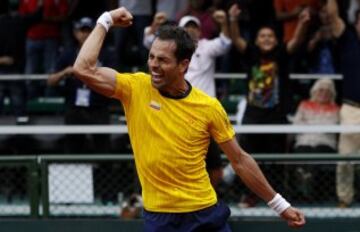 Santiago Giraldo guió el triunfo de Colombia en la Copa Davis.