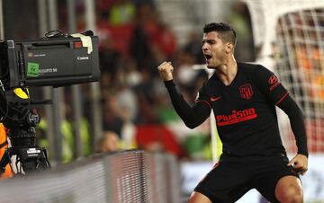 El jugador del Atlético de Madrid, Morata, celebra el 1-1 al Sevilla. 