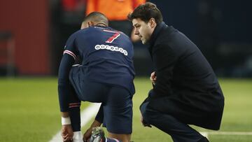 Pochettino y Mbappé, durante un partido reciente del PSG.