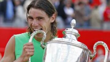 <b>GENIAL.</b> Nadal consiguió lo que parecía imposible: que un jugador español ganara un torneo sobre hierba.
