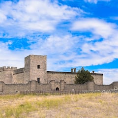 Santiago Segura, José Mota y Luis Álvarez compran el castillo de Pedraza