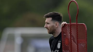 Argentina's forward Lionel Messi attends a training session in Ezeiza, Buenos Aires, on November 9, 2021, ahead of FIFA World Cup Qatar 2022 qualifier matches against Uruguay on November 12 and against Brazil on November 16. (Photo by JUAN MABROMATA