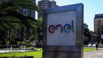 Enel recibe una de las multas más millonarias en la historia de Chile por el corte de luz que afecta a miles de chilenos