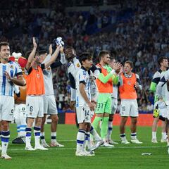 Aprobados y suspensos de la Real: quien pega primero, pega tres veces