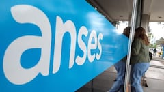 Bono $15000, AUH, AUE, desempleo, jubilaciones y pensiones de ANSES: por qué no se cobra hoy, martes 4