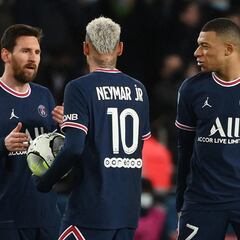 Ronaldinho: "If you whistle Messi, who are you going to applaud?"