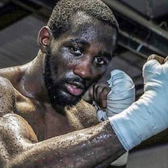 Terence Crawford: monarca superligero que sobrevivió a un disparo