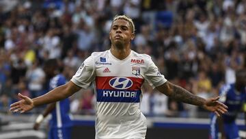 Benzema felicita a Mariano tras debutar con un doblete en Lyon