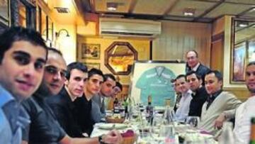 <b>DE FIESTA. </b>El Inter celebró su triunfo en el restaurante Casa Juan.