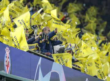 Aficionados del Villarreal.